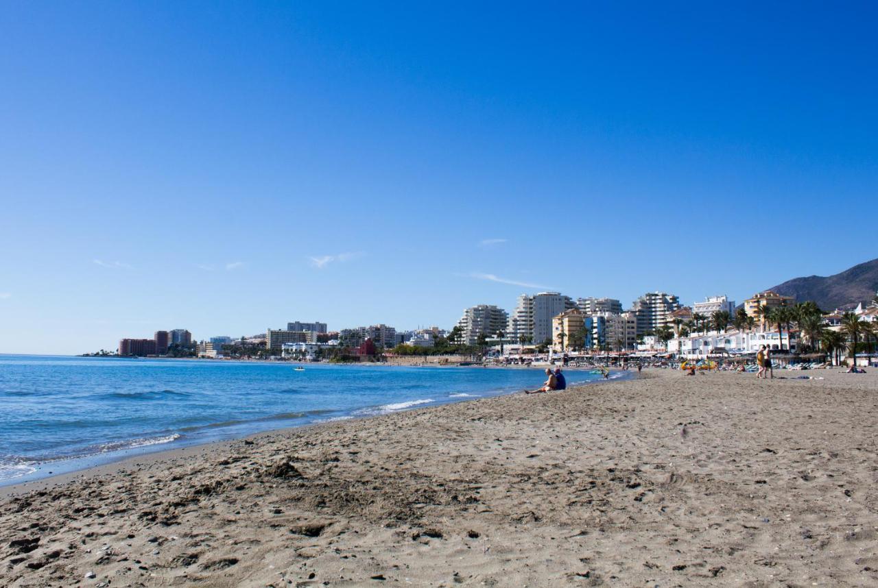 Benal Beach Sea View With Excellent Wifi Benalmadena Luaran gambar