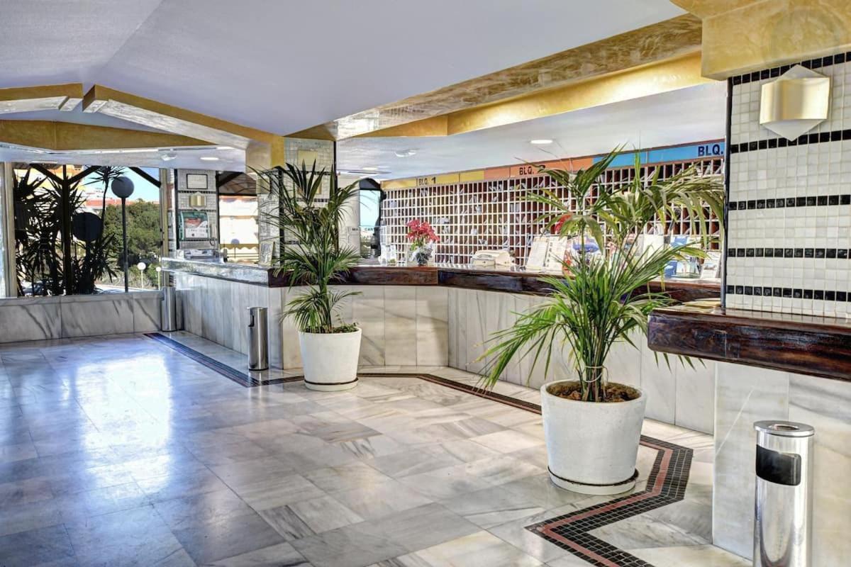 Benal Beach Sea View With Excellent Wifi Benalmadena Luaran gambar