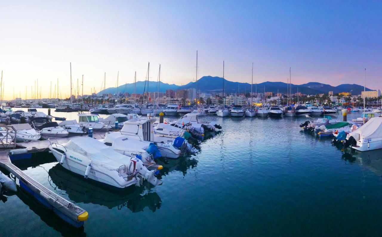 Benal Beach Sea View With Excellent Wifi Benalmadena Luaran gambar